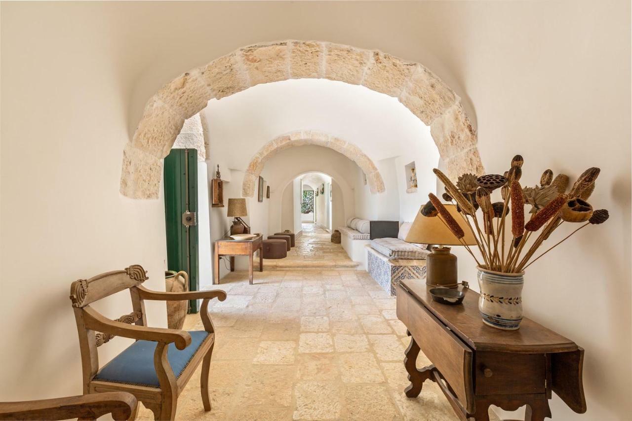 Trullo Il Karrubo Villa Ostuni Luaran gambar